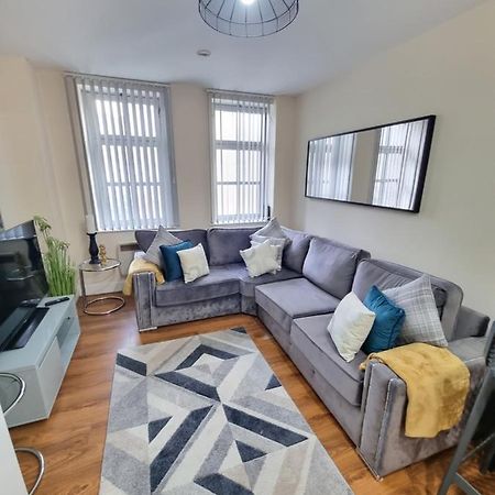 2 Bedroom - City Centre Location - Perfect For Family'S 브래드퍼드 외부 사진