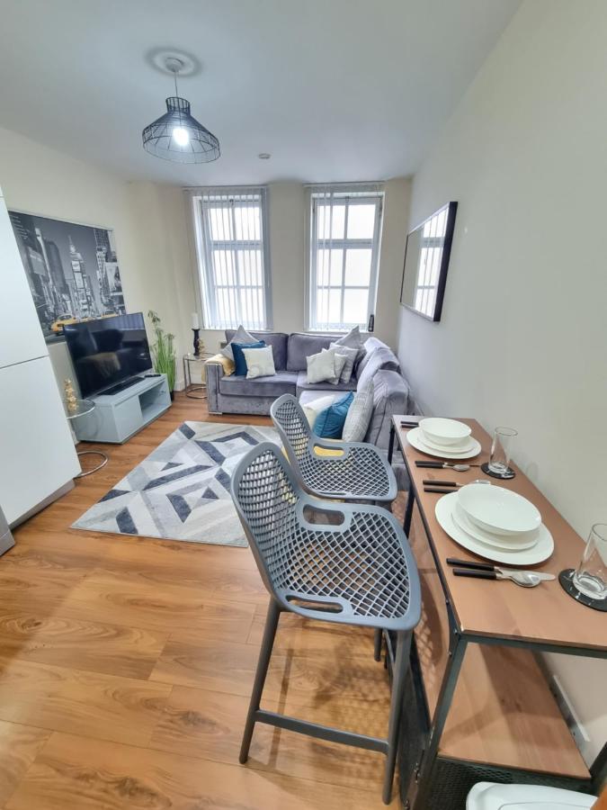 2 Bedroom - City Centre Location - Perfect For Family'S 브래드퍼드 외부 사진